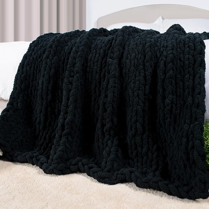 Carriediosa Chunky Knit Throw Blanket 60" X 80" Twin, 100% Hand Made Large Chenille Loop Yarn Soft Fluffy Throws for Couch Sofa Bed, Big Crochet Cozy Heavy Thick Cable Woven Blankets, Black