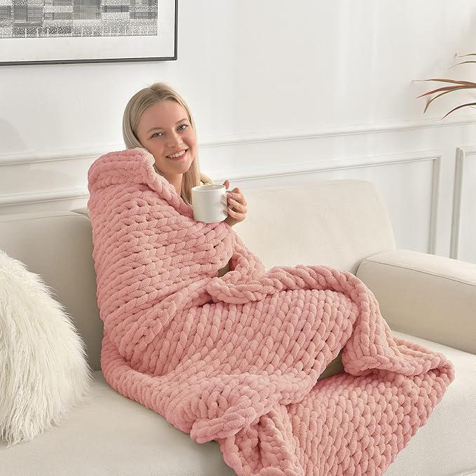 Maetoow Tighter Version Chenille Chunky Knit Blanket Throw 40×50 Inch, Handmade Warm & Cozy Blanket Couch, Bed, Home Decor, Soft Fleece Banket, Boho Thick Blankets and Giant Yarn Throws,Rose Pink