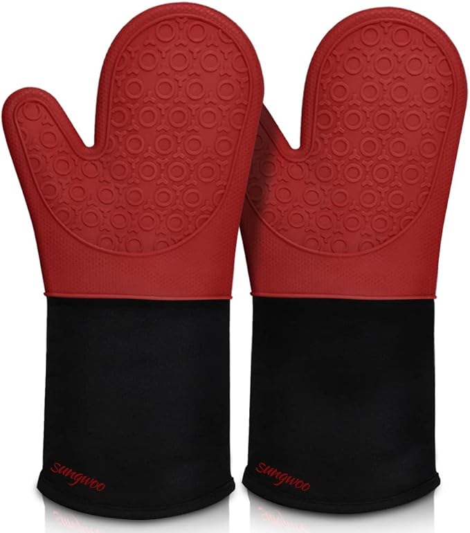 sungwoo Extra Long Silicone Oven Mitts, Heat Resistant Oven Gloves with Quilted Liner Non-Slip Textured Grip Perfect for BBQ, Baking, Cooking and Grilling - 1 Pair 14.6 Inch Red & Black