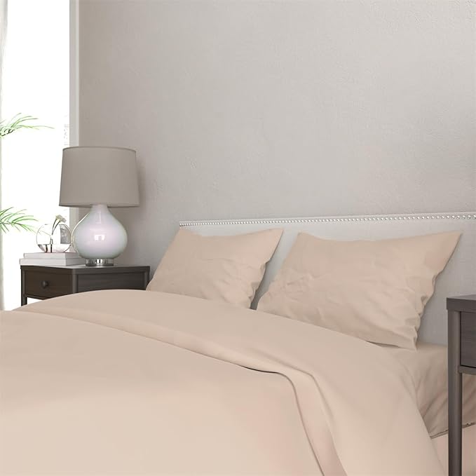 3 Piece Solid Color All Season Bedding Comforter Set Microfiber Soft Lightweight Bedding Set for Kids Teens Adults Room Decor with 1 Comforter and 2 Pillowcases Queen