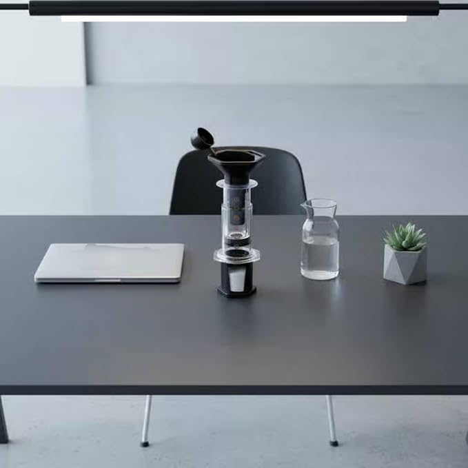 Maker Manual Coffee Brewer Design Transparent Chamber Flat Stand Visual Number Steps Suitable for Domestic Use Home Countertop, Transparent