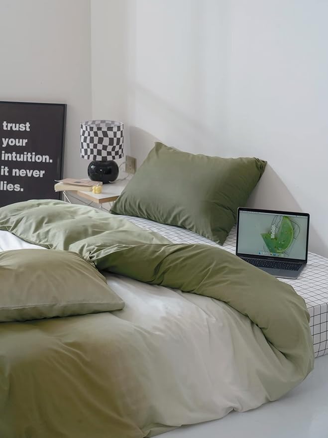 Gradient Green Comforter Set Ombre White Green Bedding Set Cal King Women Aesthetic Comforter 3 PCs Green Color Bed Comforter Set California King Gradient White and Green Comforter Set
