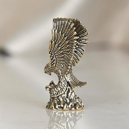 Vintage Solid Brass Eagle Figurine - Majestic Desk Decor for Collectors - Perfect Home or Office Accent(Eagle)