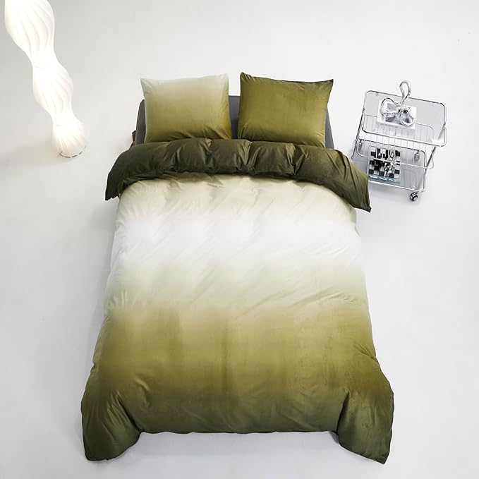 Green White Comforter Set Velvet Full Gradient Olive Green Bedding Comforter Women Plain White and Army Green Gradient Soft Quilt Flannel Dark Green Comforter Warm Full Bed Comforter
