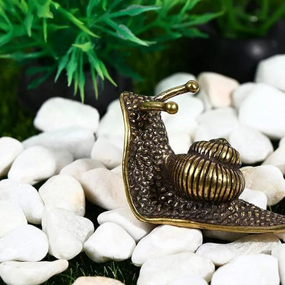 Vintage Solid Brass Small Snail Figurine - Cute Desk Decor for Collectors - Perfect Office or Home Accent(Small Snail)