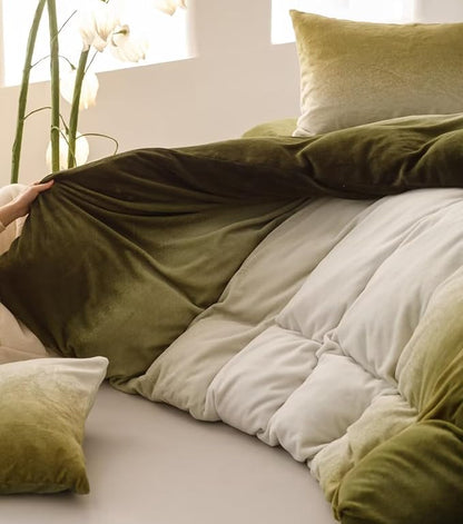 Green White Comforter Set Velvet Full Gradient Olive Green Bedding Comforter Women Plain White and Army Green Gradient Soft Quilt Flannel Dark Green Comforter Warm Full Bed Comforter