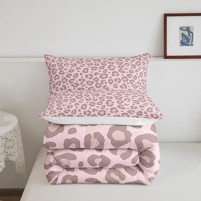 Feelyou Pink Leopard Skin Comforter Leopard Print Comforter Set for Kids Boys Girls Africa Cheetah Printed Bedding Set Soft Decor Safari Animal Fur Duvet Set King Size Quilt Boys