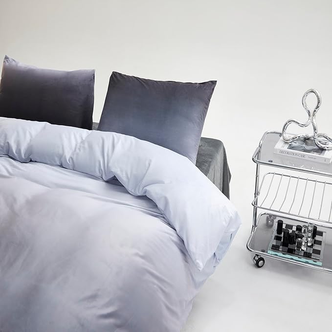 Wellboo Grey Gradient Comforter Sets King Silver Grey Velvet Bedding Comforters Modern Plain White and Dark Grey Flannel Quilts Farmhouse Abstract Art Gray Comforters Micromink Sherpa Fuzzy Plush Bed