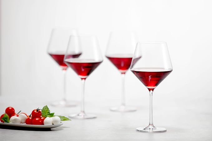 Zwiesel Glas Pure Burgundy Red Wine Glass (Set of 4), Graceful Burgundy Glasses for Red Wine, Dishwasher-Safe Tritan Crystal Glasses, Made in Germany (23 Ounce)