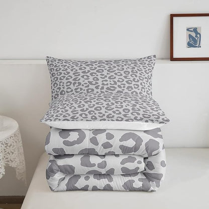 Feelyou Leopard Print Bedding Set Silver Gray Leopard Comforter Set for Boys Girls Kids Cheetah Printed Comforter Africa Wild Animal Skin Theme Duvet Set Room Decor Queen Size Quilt Set 3Pcs