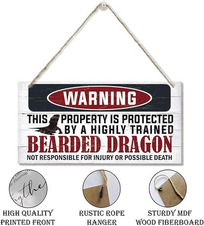 Funny Warning Signs, The Property is Protected By Highly Trained Bearded Dragon Sign, Decorative Wood Hanging Wood Plaque, Warning Wood Sign for Indoor Outdoor Use, Door Gate Hanger, House Decor
