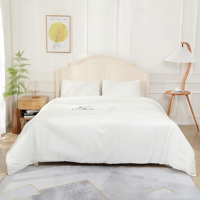 White Comforter Twin Size, Aesthetic Modern Bedding Set for Girls/Women, Cute Soft & Lightweight Chic Microfiber Bed Sets, 2pc- 1 Comforter & 1 Pillowcase (66x90 Inches)