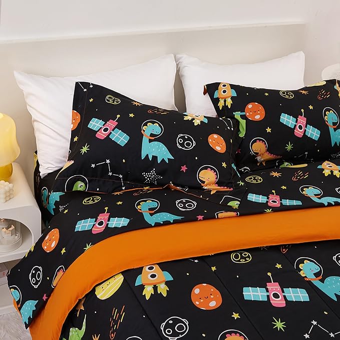Space Dinosaur Kids Comforter Set for Boys Twin, Cute Reversible Quilted Black Printed Bedding Set with Pillow Sham, Lightweight Soft Breathable Machine Washable Bed Set 2 Piece