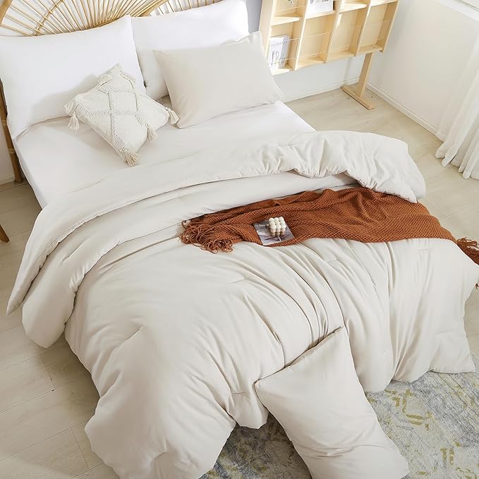 Full Size Comforter Modern Beige 3PCS Microfiber Full Size Comforter Sets for All Season Comforter for Men, Women and Girls Soft Lightweight Bed Comforter Set (1 Comforter, 2 Pillowcases)