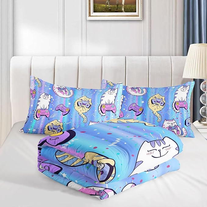 Datura home Cat Comforter Set Blue Kawaii Cat Printed Quilt Bedding Set with 1 Comforter and 2 Pillowcases for Boys and Girls Bedroom All Season(Blue Cat Queen)
