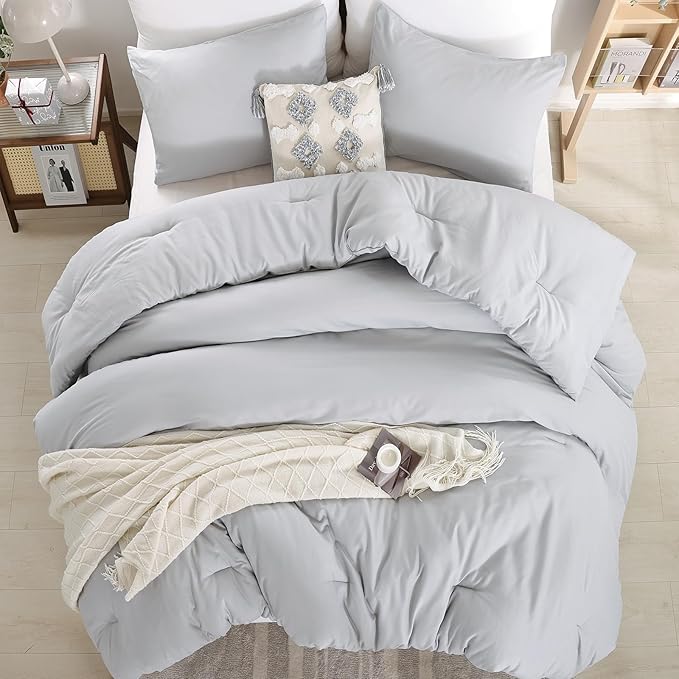 Full Size Comforter Modern Light Grey 3PCS Microfiber Bed Comforter Sets for All Season Comforter for Men, Women and Girls Soft Lightweight Bedding Set