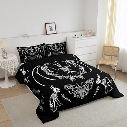 Skull Comforter Set Bat Skeleton Comforter Boho Moth Gothic Skull Bedding Set for Kids Boys Girls Adults Halloween Themed Duvet Set Ultra Soft Horror Room Decor Full Size Quilt Set