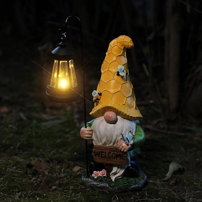 Gnome Garden Decor Statue Mom Dad Gifts Garden Accessories Garden Gnomes Outdoor Lights Solar Resin Gnomes Home Decorations for Patio,Yard,Lawn Ornament
