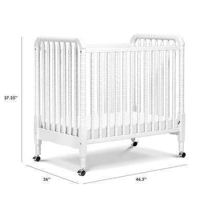 DaVinci Jenny Lind 3-in-1 Convertible Mini Crib in White, Removable Wheels, Greenguard Gold Certified