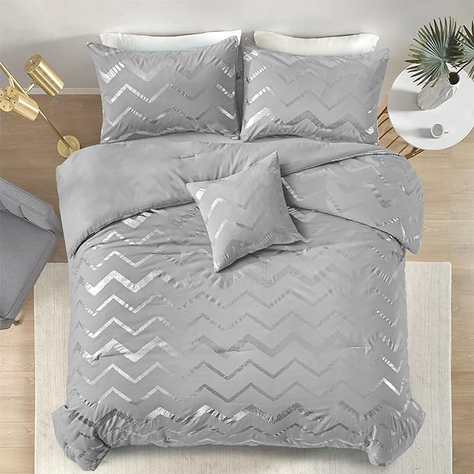 Grey and Silver Comforter Set King Size, Metallic Print Geometric Bedding Set, 4 Piece Lightweight Microfiber Comforter for Teen Girls Boys Women (2 Pillow Shams + 1 Decorative Pillow Sham)