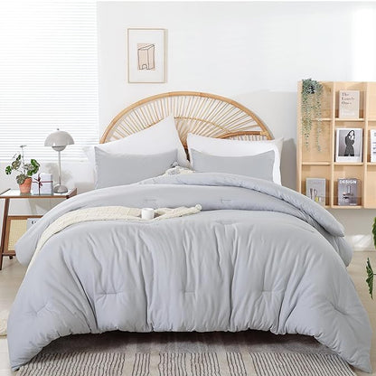Light Grey Comforter Set King Size - 3 Pieces Lightweight Grey Solid Bedding Set - All Season Fluffy Microfiber Bed Set (1 Comforter, 2 Pillowcases)
