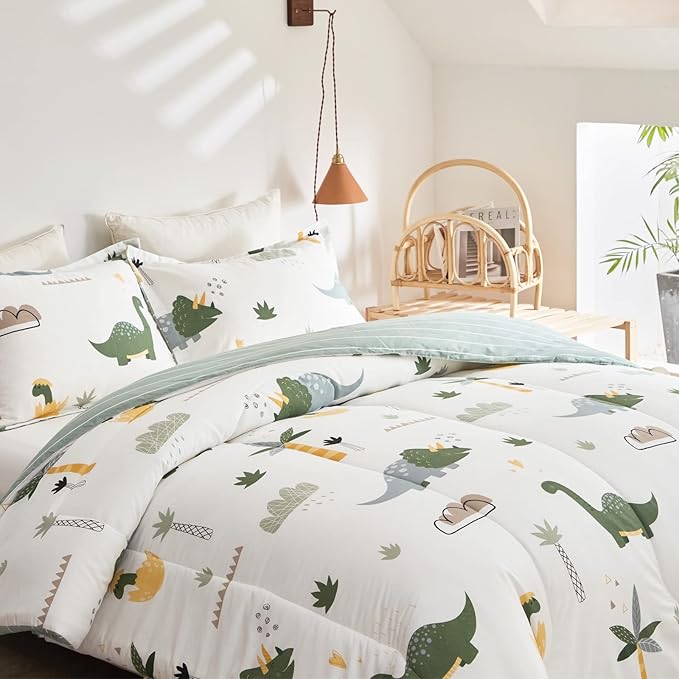 Joyreap Dinosaur Kids Cotton Comforter Set for Boys Girls, Full/Queen Size 3pcs Cotton Bedding Comforter, Fresh Green Dinosaurs on White Design, Skin-friendly Breathable for All Season- 88x88 inches