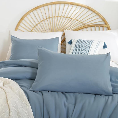 Dusty Blue Comforter Queen Size 3PCS Bed Comforter with 2 Pillowcases - Ligtweight Soft Solid Blue All Season Queen Comforter Bed Set - Boho Aesthetic Bedding Set for Men and Women