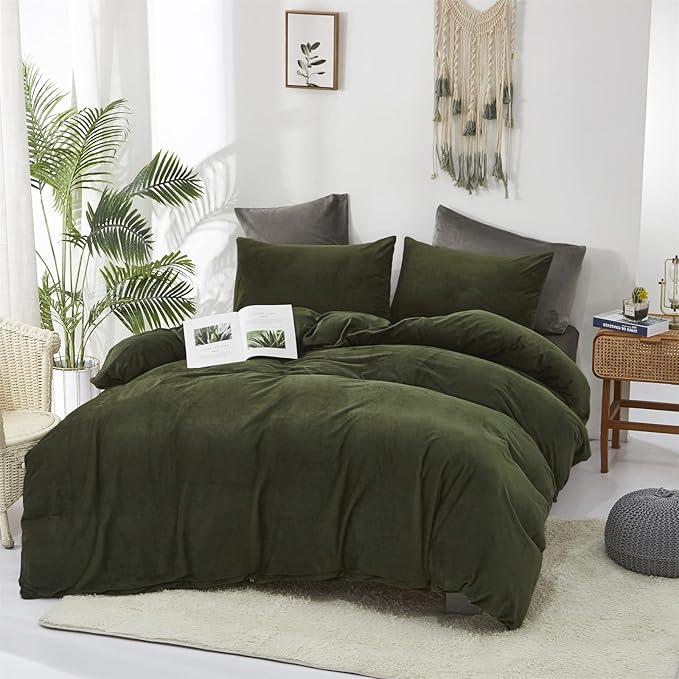 Dark Green Velvet Comforter Set Full Army Green Flannel Velvet Bedding Comforter Set All Deep Green 3 PCs Shaggy Soft Warm and Durable Flannel Blanket Full Women Green Velvet Bedding Set