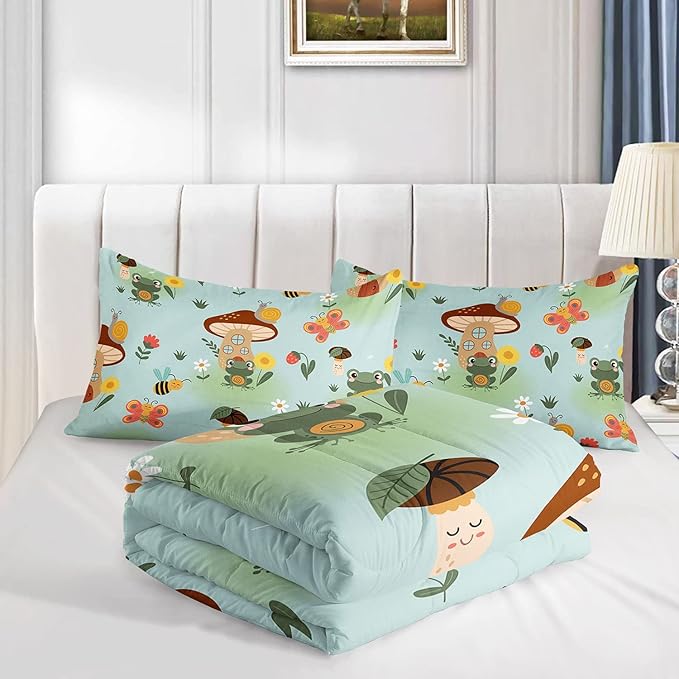Datura home Cartoon Mushroom House Kids Comforter Bedding Set for Boys Girls, Green Grassland and Cute Frog Bee Print Comforter with 2 Pillowcases(Mushroom House Full)