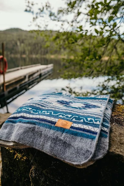 Off the Grid Inca Aztec Throw Blanket | Southwest Indian Navajo Boho Style | Native Woven Western Cover for Camping, Bedding, Couch (King, Condor Gray)