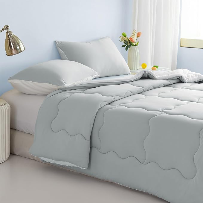COTTEBED Reversible Comforter Sets KING Size Bed, Jersey Knit T-Shirt Feel Bedding Down Comforters Quilt & Pillowcase -Super Soft Cozy Lightweight All Season (Light Grey and White California Cal/King)
