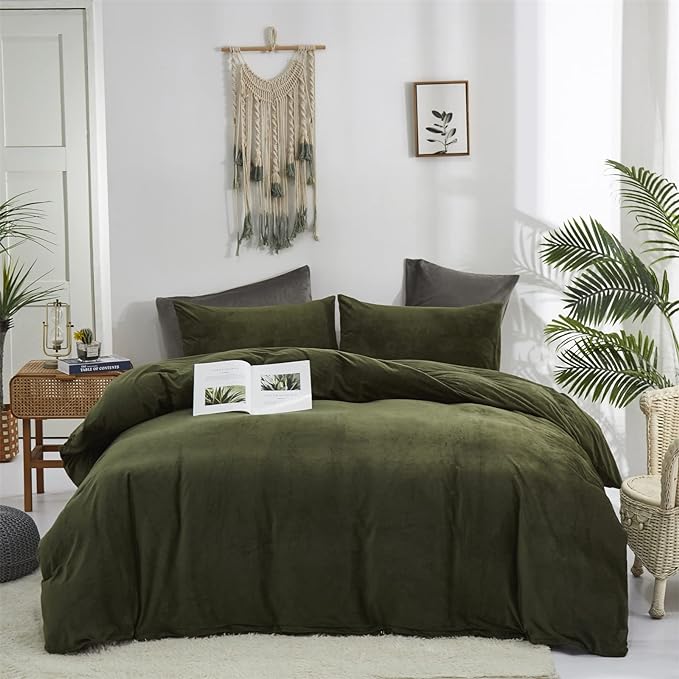 Dark Green Velvet Comforter Set Full Army Green Flannel Velvet Bedding Comforter Set All Deep Green 3 PCs Shaggy Soft Warm and Durable Flannel Blanket Full Women Green Velvet Bedding Set