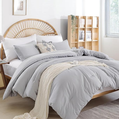Full Size Comforter Modern Light Grey 3PCS Microfiber Bed Comforter Sets for All Season Comforter for Men, Women and Girls Soft Lightweight Bedding Set