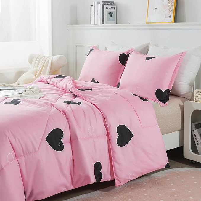 Love Pattern Girls Pink Comforter Set King Size, Blush Pink Cute Love Heart Sexy Comforter Bedding Set for All Seasons, Soft Microfiber 3 Pieces Comforter Set with Pillowcases