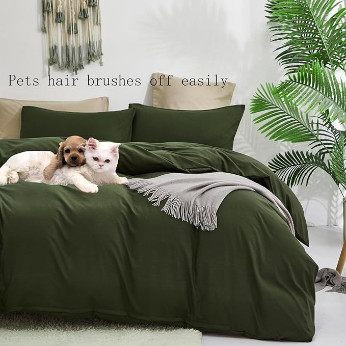 Army Green Comforter Twin Dark Green Bedding Set Deep Green Comforter Teens 3 PCs Hunter Green Comforter 1 Twin Size Comforter (68x90 inches) with 2 Pillowcases (20x26 inches)
