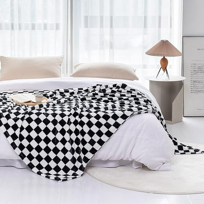 LOMAO Throw Blankets Flannel Blanket with Checkerboard Grid Pattern Soft Throw Blanket for Couch, Bed, Sofa Luxurious Warm and Cozy for All Seasons (Black, 90"x110")