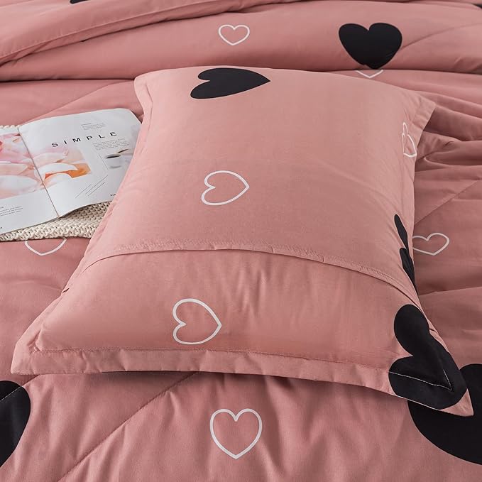 Love Pattern Cameo Brown Comforter Set Full Size, Pink Love Heart Sexy Comforter Bedding Set for All Seasons, Geometric Microfiber 3 Pieces Comforter Set with Pillowshams
