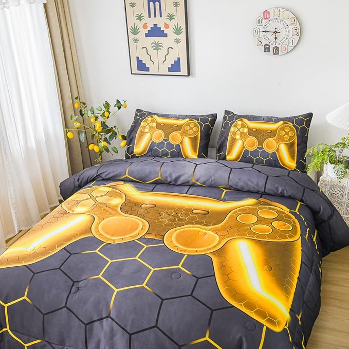 NTBED Game Console Comforter Set for Boys Girls Kids Geometric Lightweight Microfiber Bedding Sets (Gold, Full)