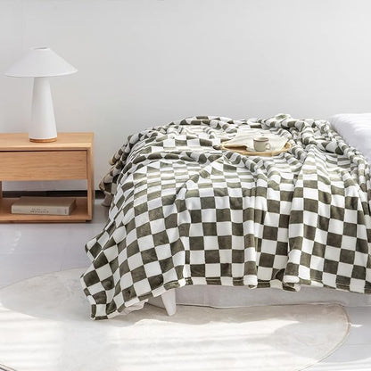 LOMAO Throw Blankets Flannel Blanket with Checkerboard Grid Pattern Soft Throw Blanket for Couch, Bed, Sofa Luxurious Warm and Cozy for All Seasons (Dark Olive, 90"x90")