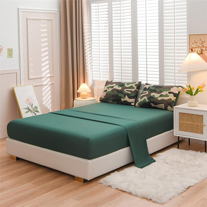 Meeting Story Camouflage Bedding Set, Green Camouflage Comforter Set, 5 PCS One Comforter and Two Pillowases, All Season Soft Bedspread for Boys Teens Adults (Green, Twin 5Pcs)