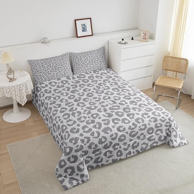 Leopard Print Bedding Set Silver Gray Leopard Comforter Set for Boys Girls Kids Cheetah Printed Comforter Africa Wild Animal Skin Theme Duvet Set Room Decor Full Size Quilt Set 3Pcs