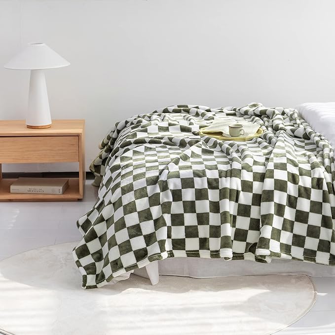 LOMAO Throw Blankets Flannel Blanket with Checkerboard Grid Pattern Soft Throw Blanket for Couch, Bed, Sofa Luxurious Warm and Cozy for All Seasons (Dark Olive, 60"x80")