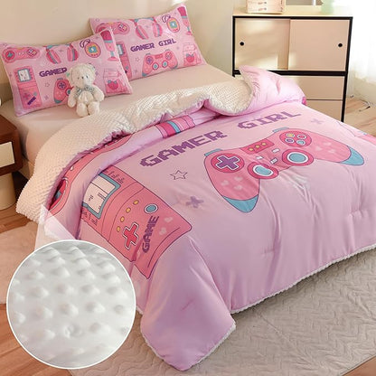Video Game Full Size Comforter Set for Girls Kids Teens 3D Gaming Controller Pattern Gamepad Print Bedding Set- 3 Piece Pink Quilt with 2 Pillowcases (80"x90")