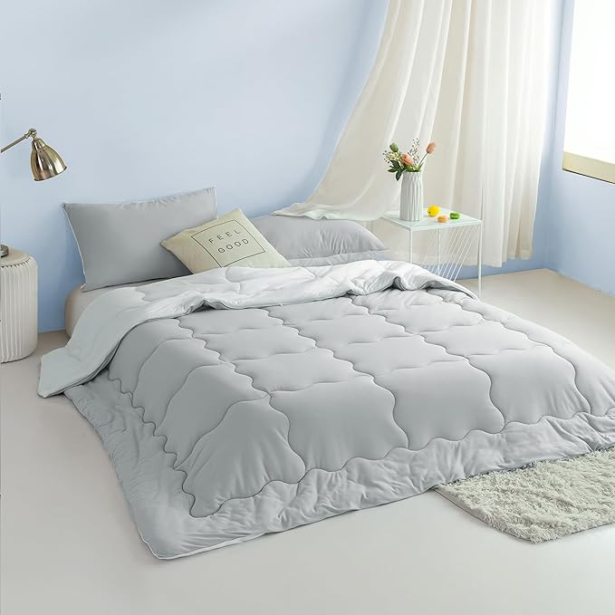 COTTEBED Ultra-Soft Reversible Comforter Set Twin Sized, Jersey Knit T-Shirt Feel Lightweight Cozy Bedding Blanket Quilt for Boy Kids Girl School College Dorm All Season(Twin/TwinXL Light Grey White)
