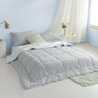 COTTEBED Ultra-Soft Reversible Comforter Set Twin Sized, Jersey Knit T-Shirt Feel Lightweight Cozy Bedding Blanket Quilt for Boy Kids Girl School College Dorm All Season(Twin/TwinXL Light Grey White)