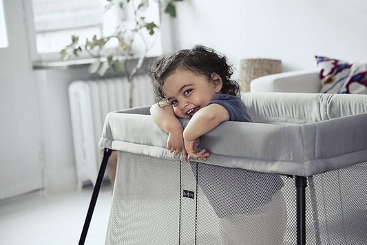BABYBJORN Travel Crib Light - Silver + Fitted Sheet Bundle Pack