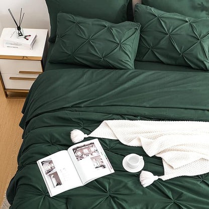 Ubauba 7pc Dark Green Comforter Set Queen Size, Hunter Green Pintuck Bed in a Bag 7 Piece, All Season Emerald Pinched Pleat Bedding Set with Comforter and Sheets (Green,Queen)