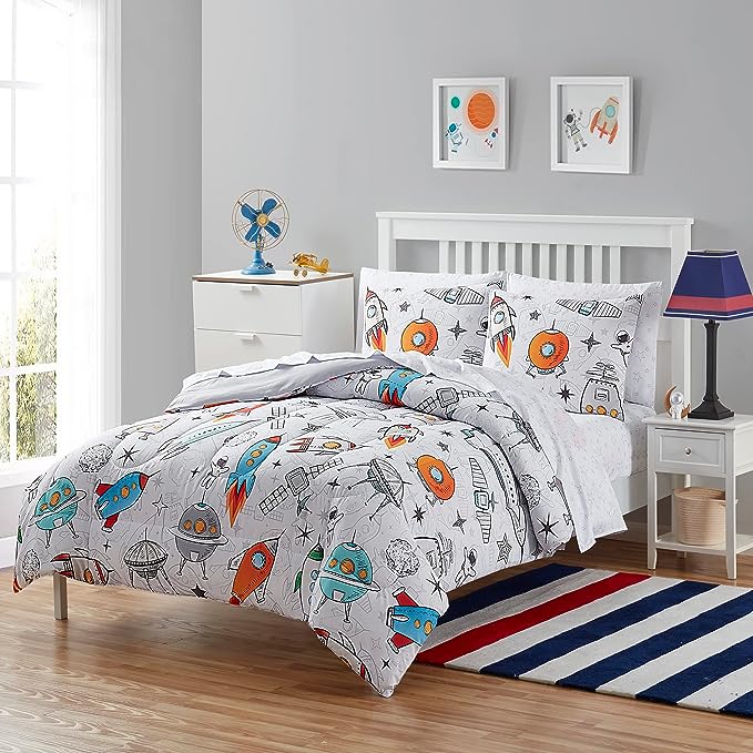 Kids Bedding Set Bed in a Bag for Boys and Girls Toddlers Printed Sheet Set and Comforter, Full, Floating in Space (Pack of 4)