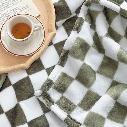 LOMAO Throw Blankets Flannel Blanket with Checkerboard Grid Pattern Soft Throw Blanket for Couch, Bed, Sofa Luxurious Warm and Cozy for All Seasons (Dark Olive, 40"x50")