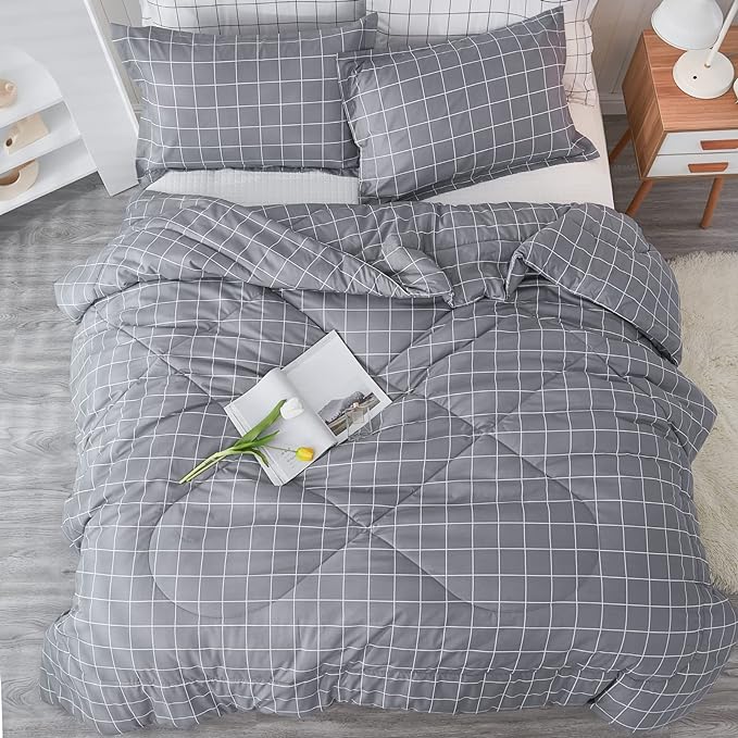 Andency Grey Grid Comforter Twin Size(66x90 inch), 2 Pieces (1 Comforter and 1 Pillowcase), Summer Lightweight Microfiber Down Alternative Bedding Comforter Sets with White Lines for Kids Boys Girls